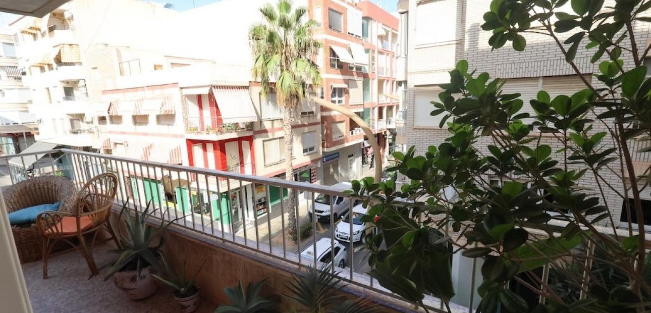 Herverkoop - Appartement / flat -
Torrevieja - torrevieja