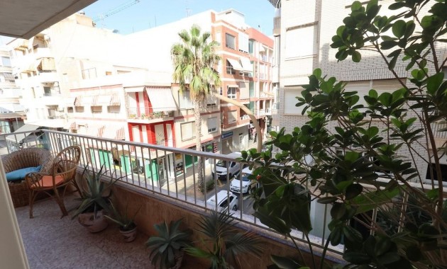 Herverkoop - Appartement / flat -
Torrevieja - torrevieja