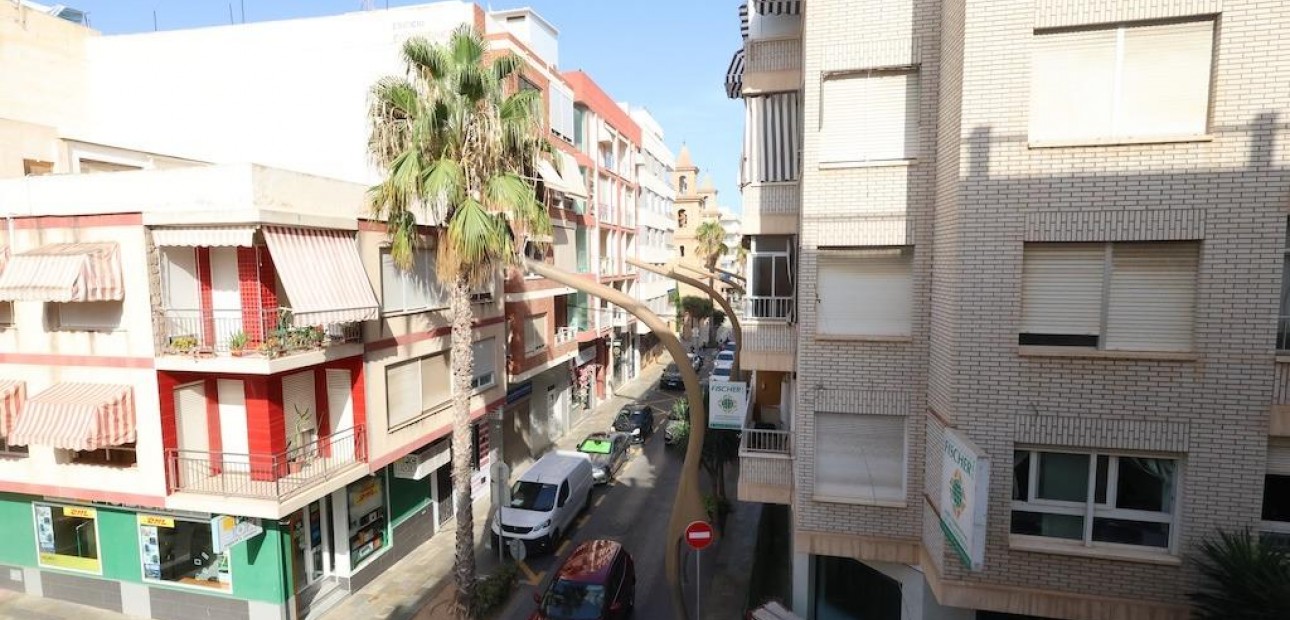Herverkoop - Appartement / flat -
Torrevieja - torrevieja