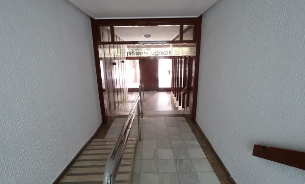 Herverkoop - Appartement / flat -
Torrevieja - torrevieja