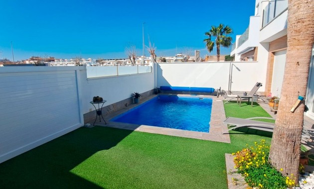 Sale - Detached Villa -
Pilar de La Horadada - Pilar de La Horadada - Town
