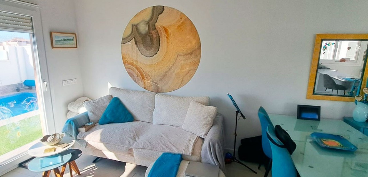 Sale - Detached Villa -
Pilar de La Horadada - Pilar de La Horadada - Town