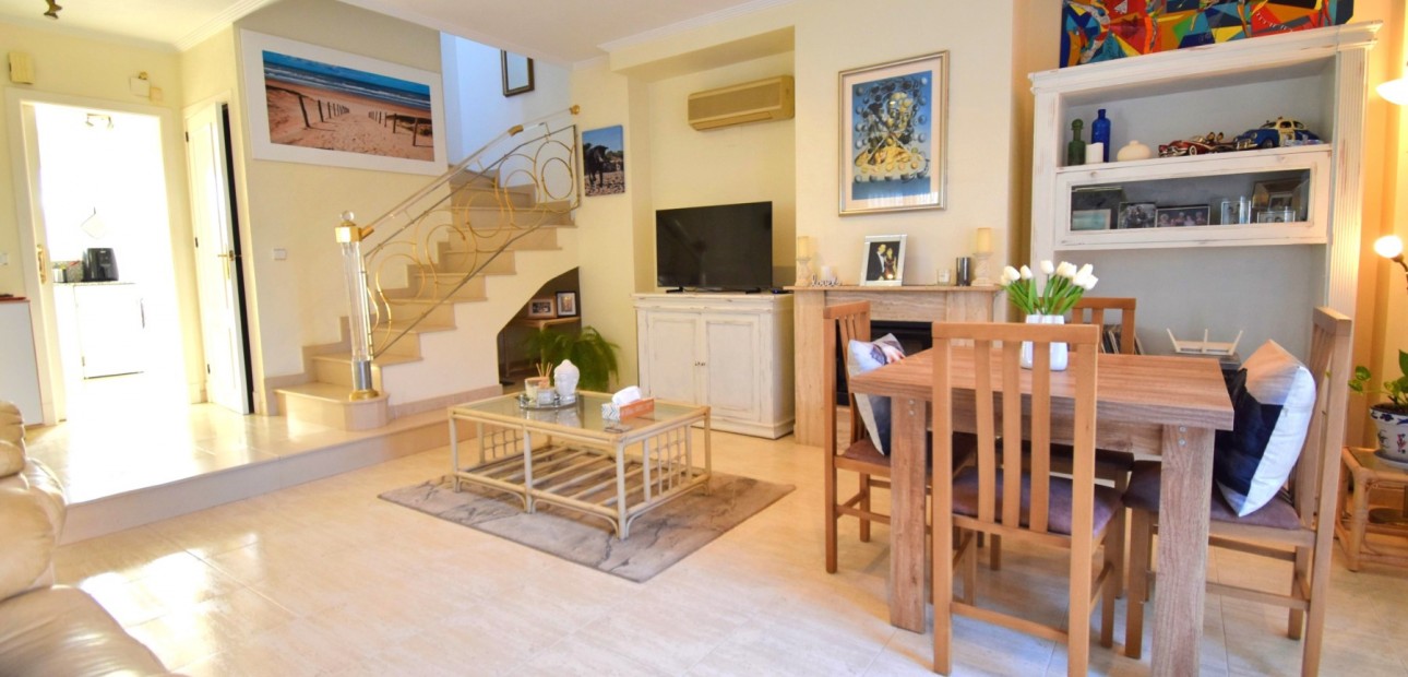 Sale - Townhouse -
Orihuela Costa - Los Altos