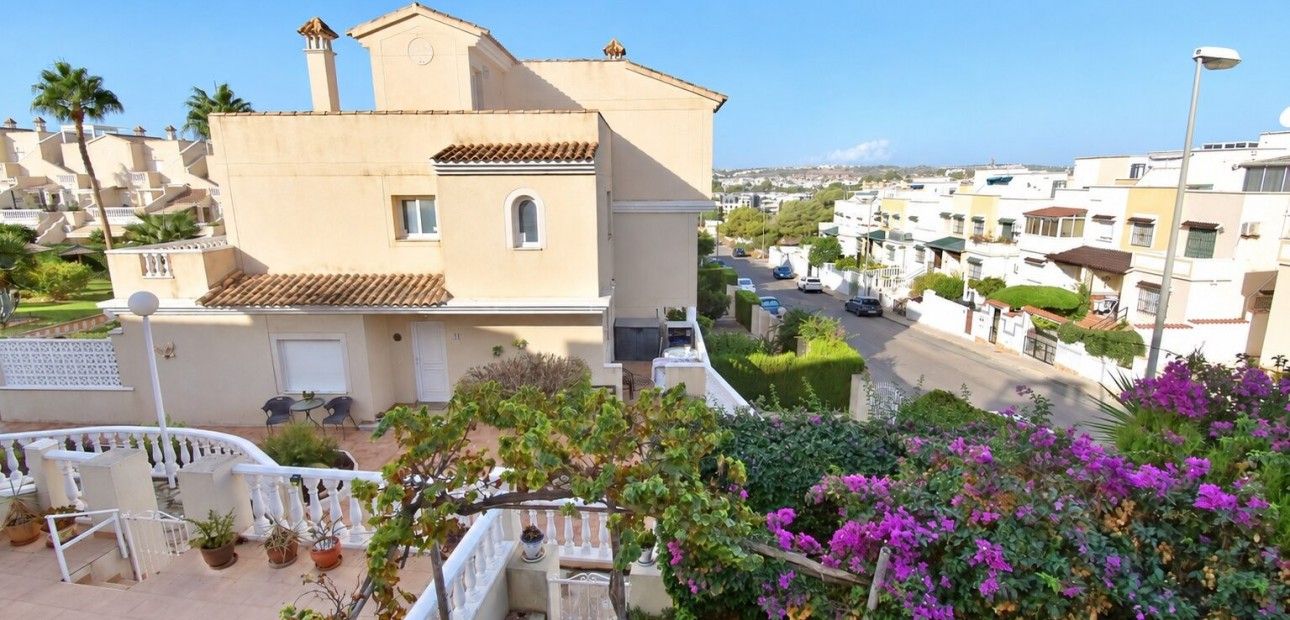 Sale - Townhouse -
Orihuela Costa - Los Altos