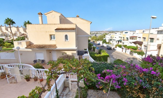 Sale - Townhouse -
Orihuela Costa - Los Altos