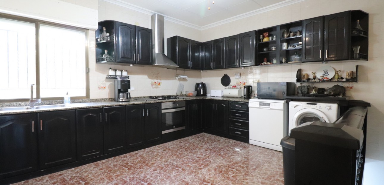 Sale - Country Property -
Crevillente - Crevillente - Country