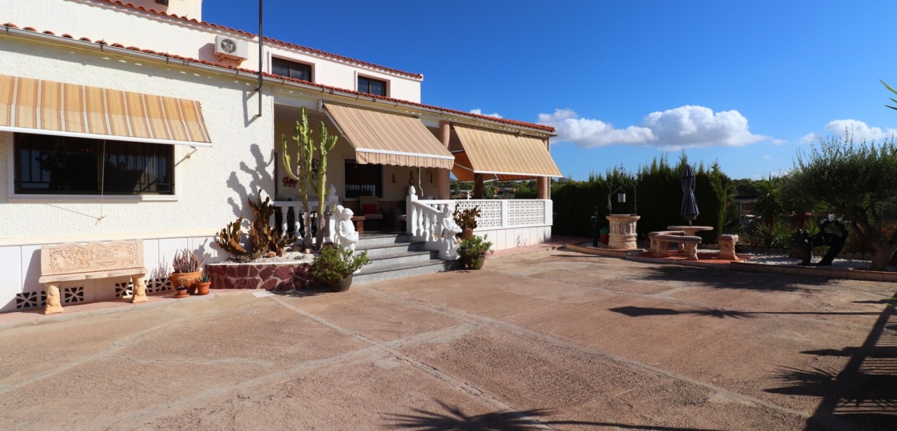 Sale - Country Property -
Crevillente - Crevillente - Country