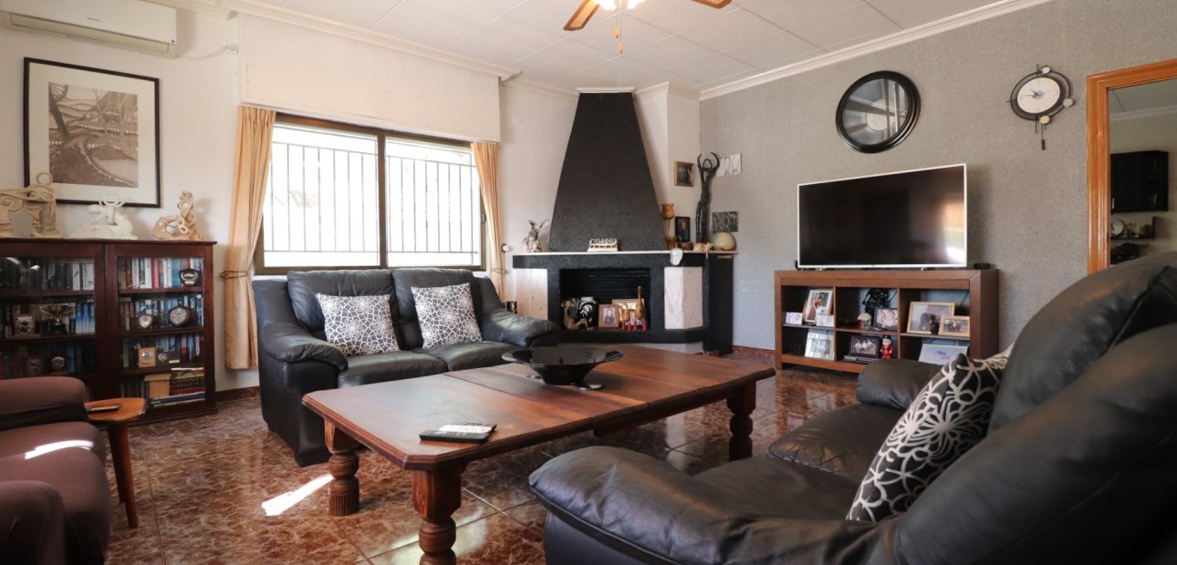 Sale - Country Property -
Crevillente - Crevillente - Country