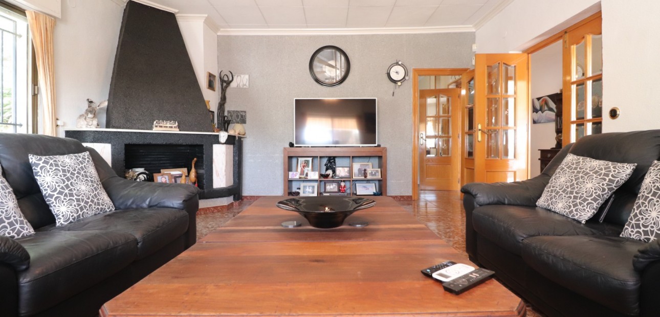 Sale - Country Property -
Crevillente - Crevillente - Country