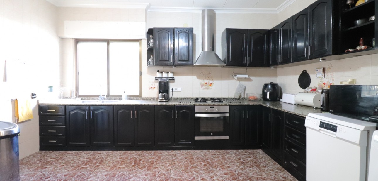 Sale - Country Property -
Crevillente - Crevillente - Country