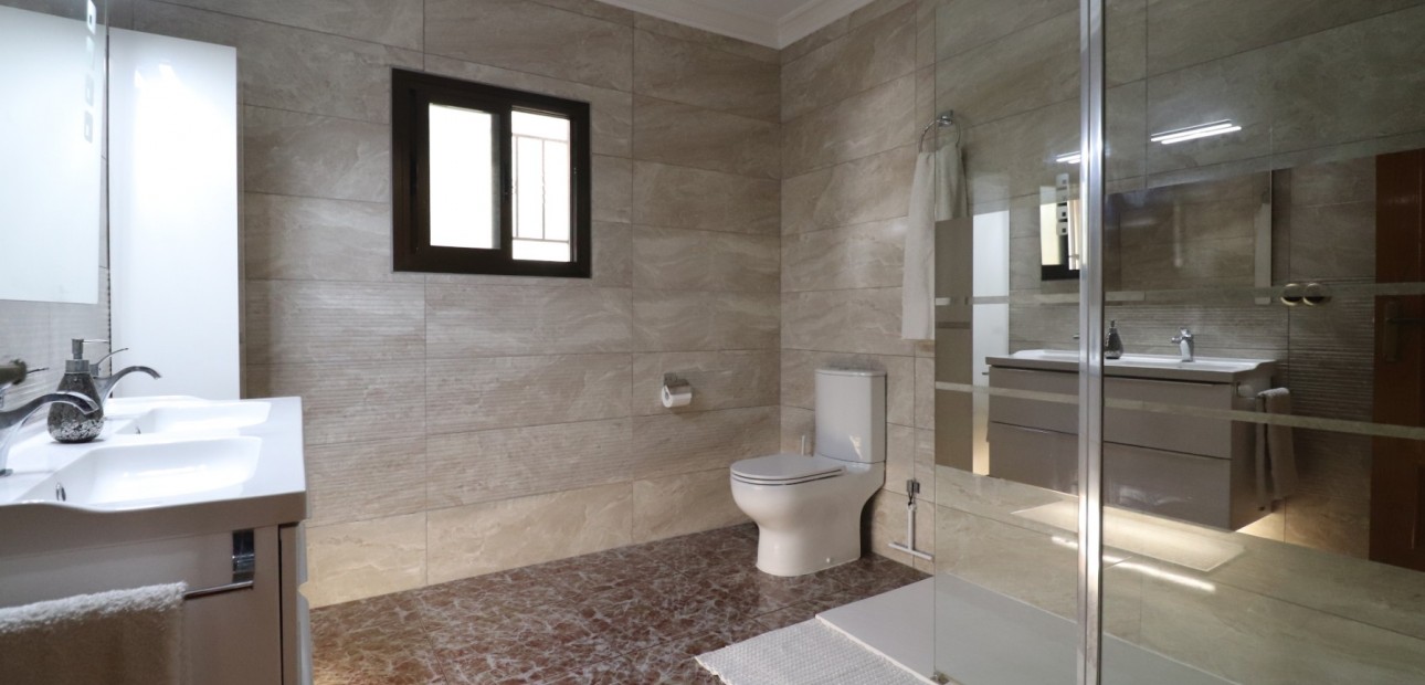 Sale - Country Property -
Crevillente - Crevillente - Country