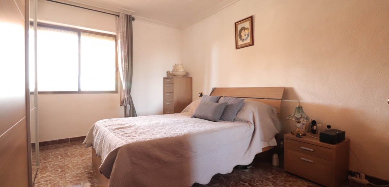 Sale - Country Property -
Crevillente - Crevillente - Country