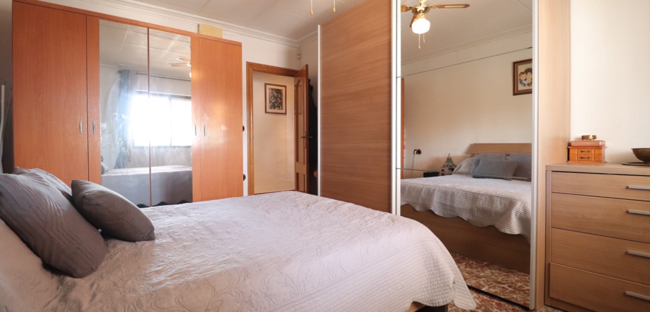 Sale - Country Property -
Crevillente - Crevillente - Country