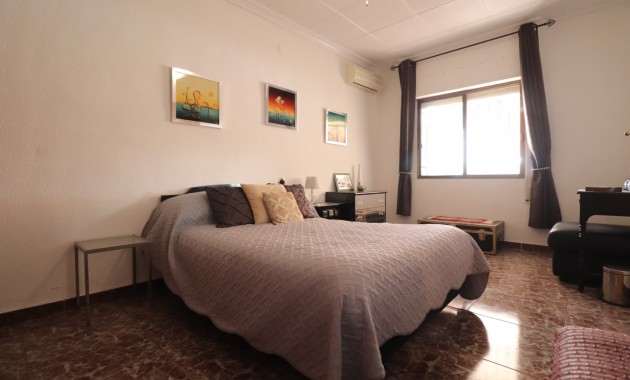Sale - Country Property -
Crevillente - Crevillente - Country