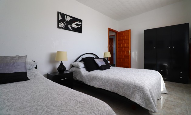 Sale - Country Property -
Crevillente - Crevillente - Country