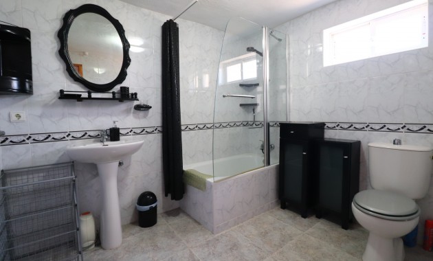 Sale - Country Property -
Crevillente - Crevillente - Country