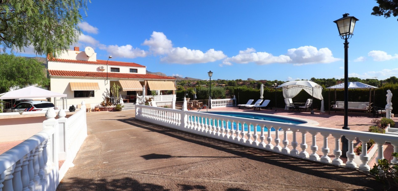 Sale - Country Property -
Crevillente - Crevillente - Country