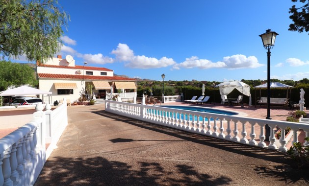 Sale - Country Property -
Crevillente - Crevillente - Country