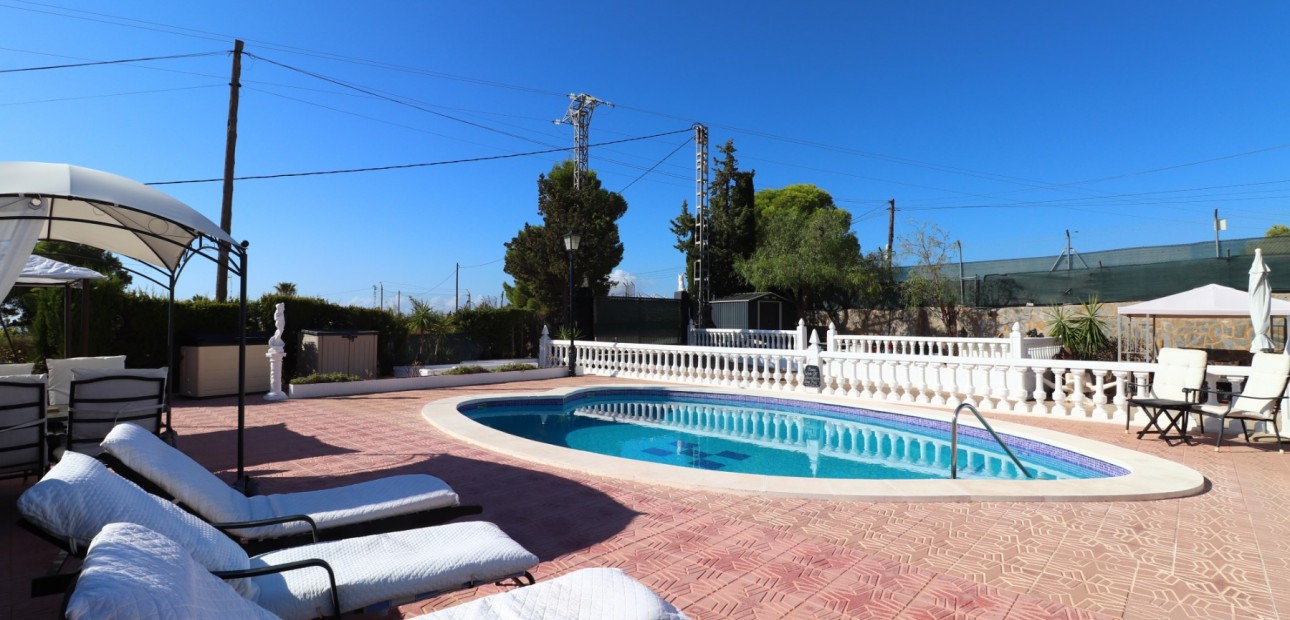 Sale - Country Property -
Crevillente - Crevillente - Country