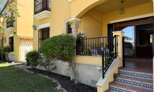 Sale - Bungalow -
Orihuela Costa - Las Ramblas