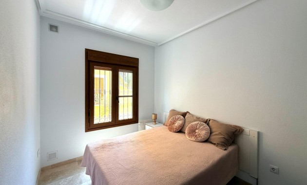Sale - Bungalow -
Orihuela Costa - Las Ramblas