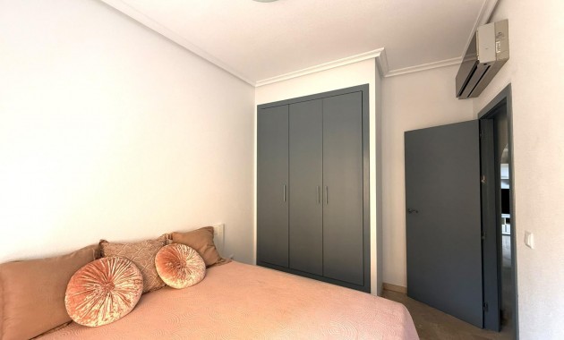 Sale - Bungalow -
Orihuela Costa - Las Ramblas
