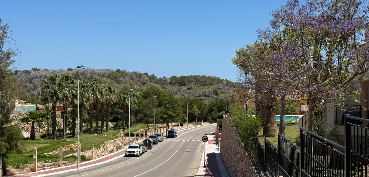 Sale - Bungalow -
Orihuela Costa - Las Ramblas
