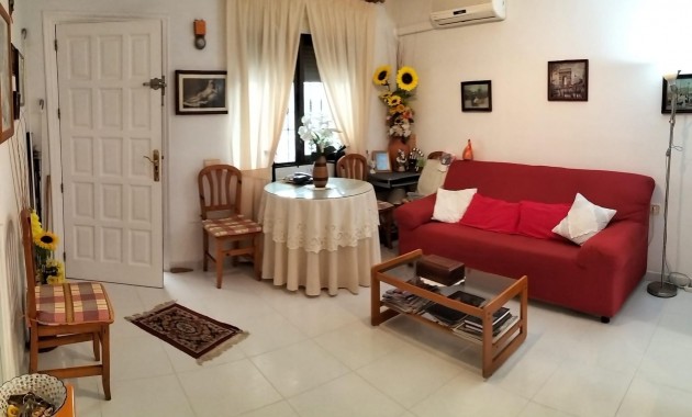 Sale - Bungalow -
Torrevieja - Torreblanca