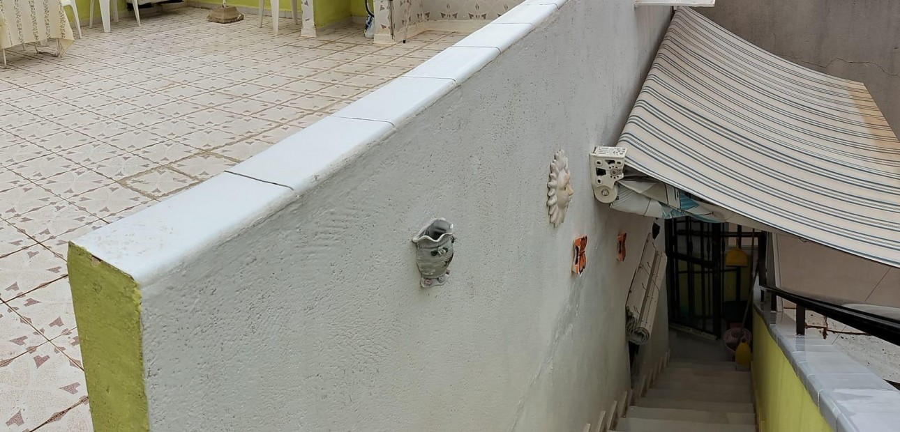 Sale - Bungalow -
Torrevieja - Torreblanca
