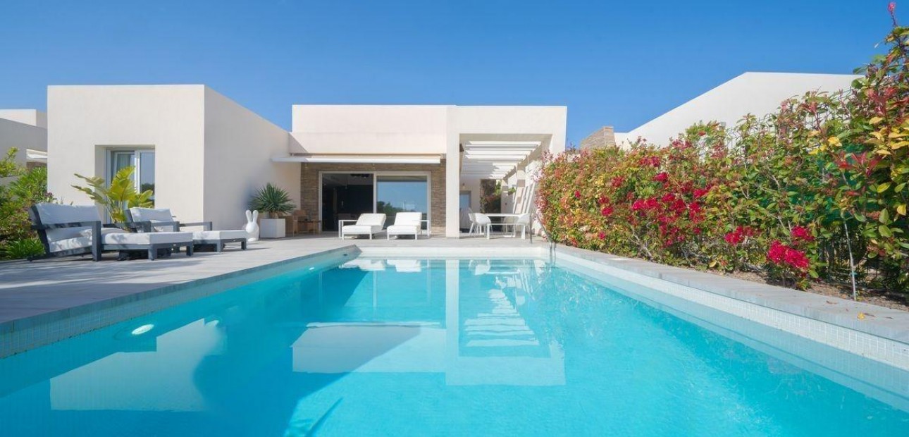 Sale - Villa -
Algorfa - Comunidad valenciana