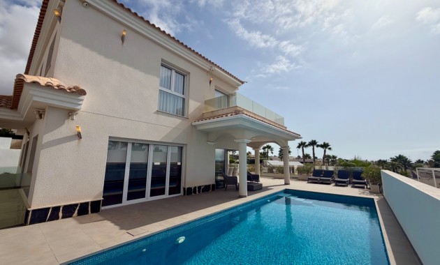 Sale - Detached Villa -
La Marina - La Marina - Urbanization