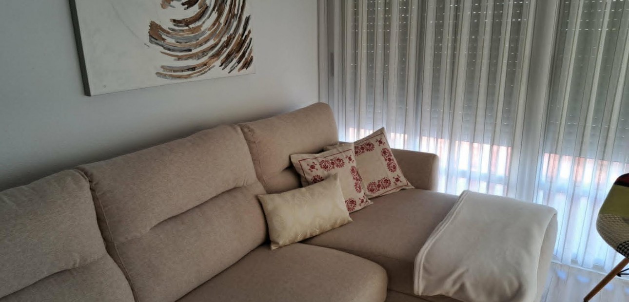 Sale - Apartment / flat -
Torrevieja - La veleta