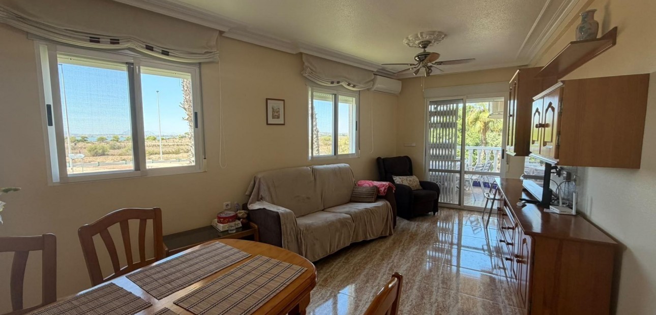 Sale - Apartment / flat -
Torrevieja - La Mata pueblo