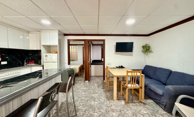 Sale - Apartment / flat -
Torrevieja - Playa del cura