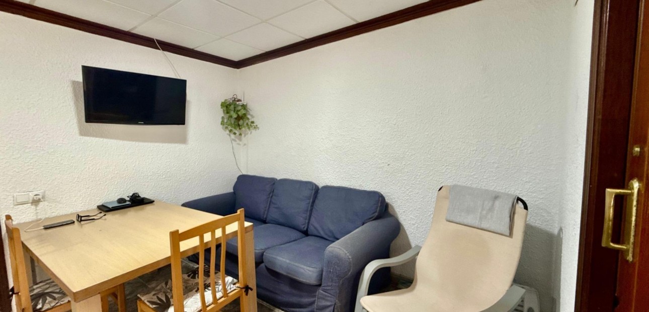 Sale - Apartment / flat -
Torrevieja - Playa del cura