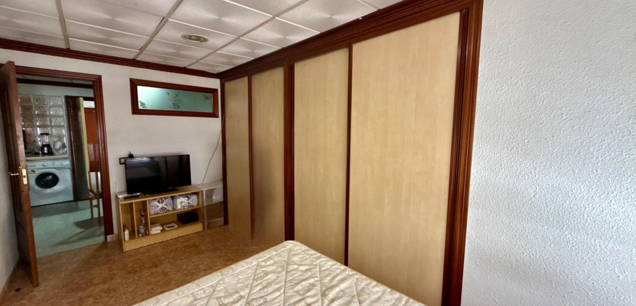 Sale - Apartment / flat -
Torrevieja - Playa del cura