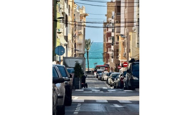 Sale - Apartment / flat -
Torrevieja - Playa del cura