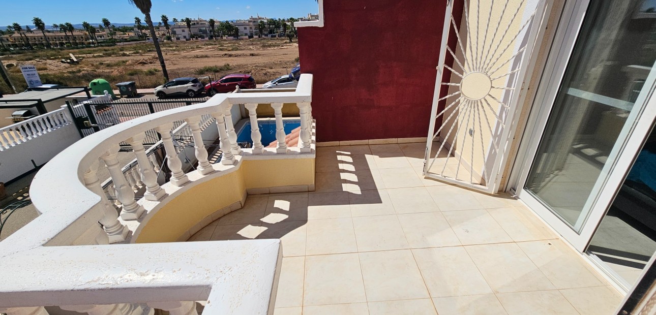 Sale - Townhouse / Semi-detached -
Ciudad Quesada - Cuidad Quesada