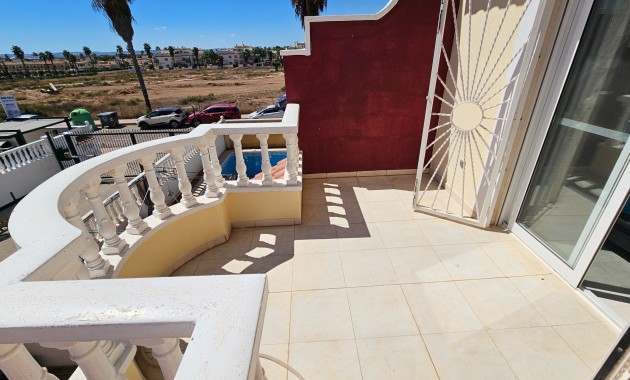 Sale - Townhouse / Semi-detached -
Ciudad Quesada - Cuidad Quesada