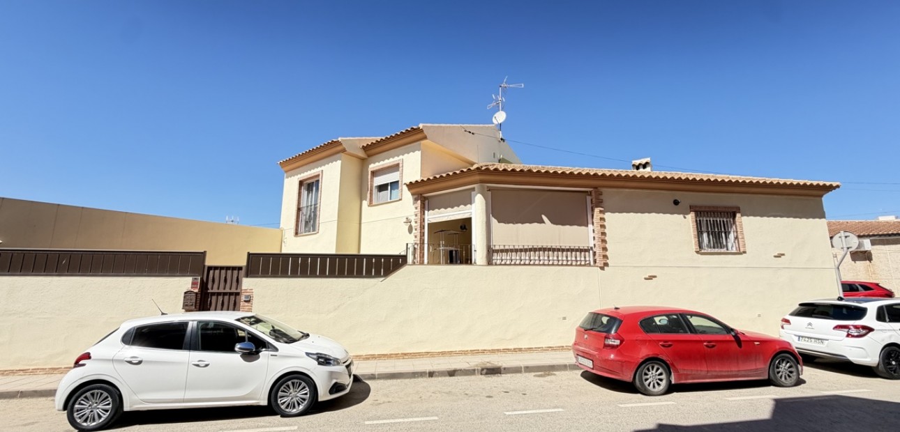 Sale - Townhouse -
Pilar de La Horadada - Pilar de La Horadada - Town