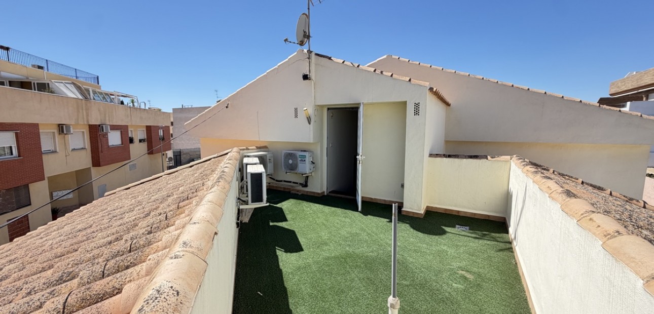 Sale - Townhouse -
Pilar de La Horadada - Pilar de La Horadada - Town