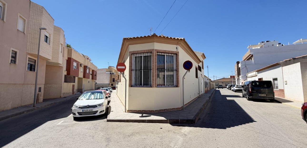 Sale - Townhouse -
Pilar de La Horadada - Pilar de La Horadada - Town