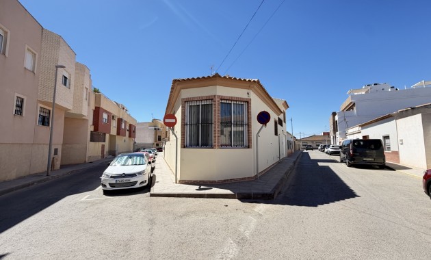 Sale - Townhouse -
Pilar de La Horadada - Pilar de La Horadada - Town