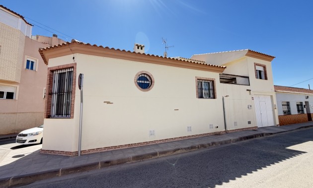 Sale - Townhouse -
Pilar de La Horadada - Pilar de La Horadada - Town