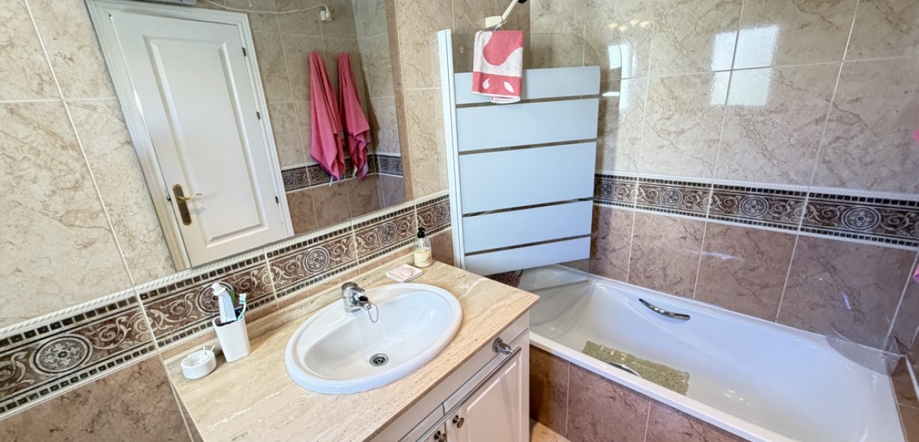 Sale - Townhouse -
Orihuela Costa - Lomas de Campoamor