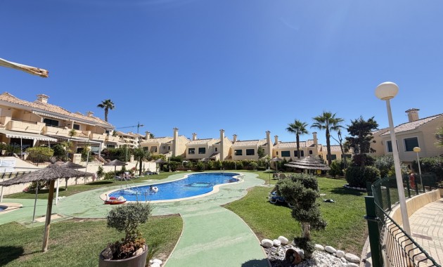 Sale - Townhouse -
Orihuela Costa - Lomas de Campoamor