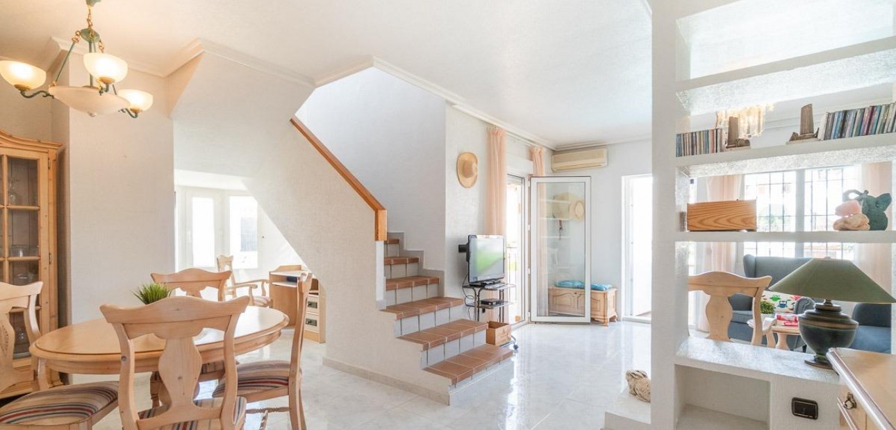 Sale - Duplex -
Orihuela Costa - Playa Flamenca