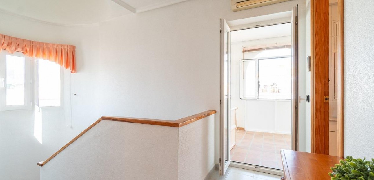 Sale - Duplex -
Orihuela Costa - Playa Flamenca