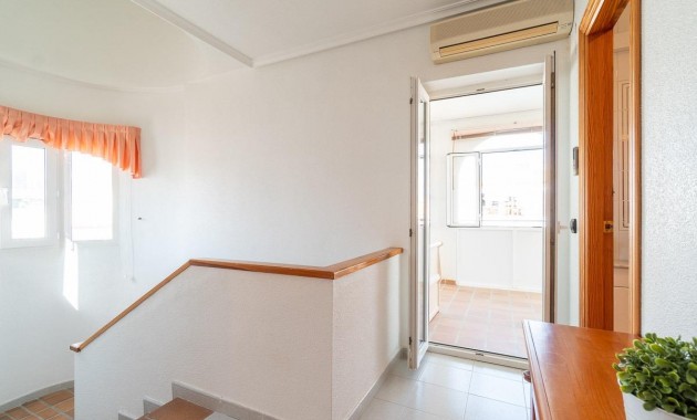 Sale - Duplex -
Orihuela Costa - Playa Flamenca