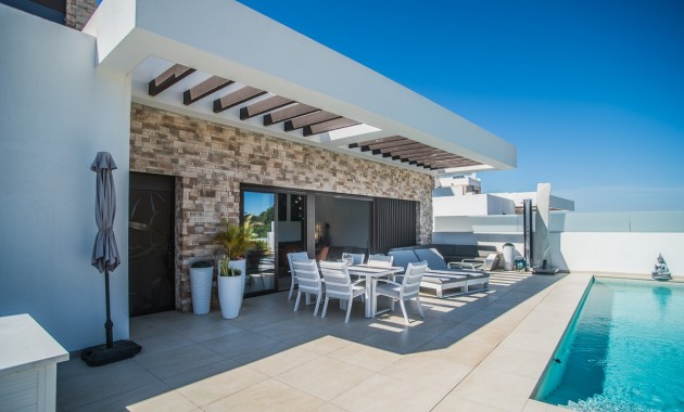 Sale - Villa -
ROJALES